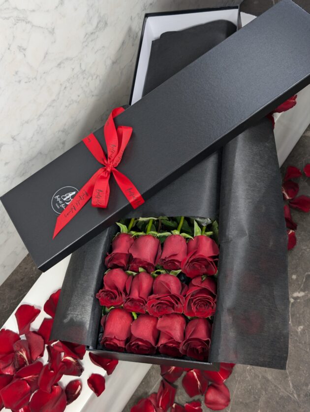 Elegant Long Rose Box - Image 6