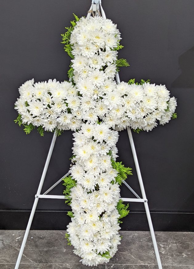 White Chrysanthemum Cross - Image 3