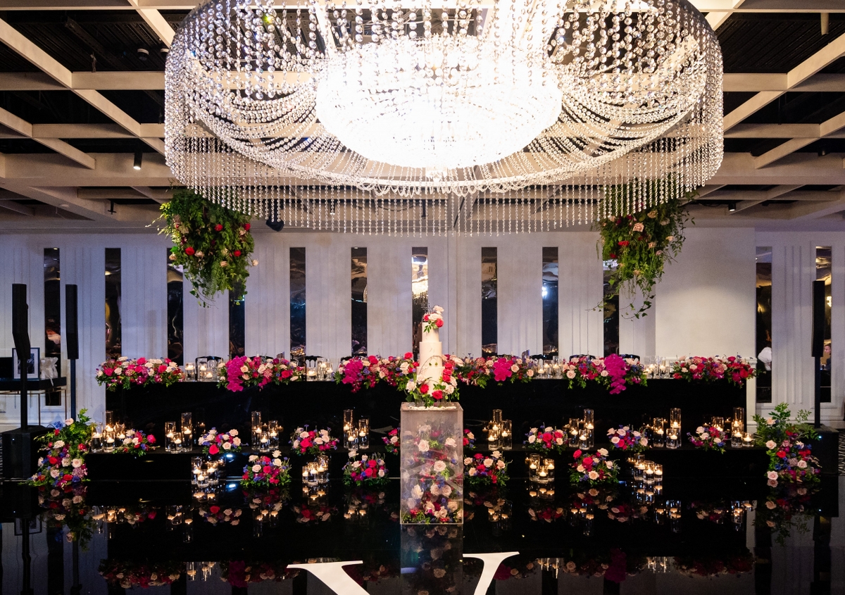 Luxury main table Floral Piece - Image 9