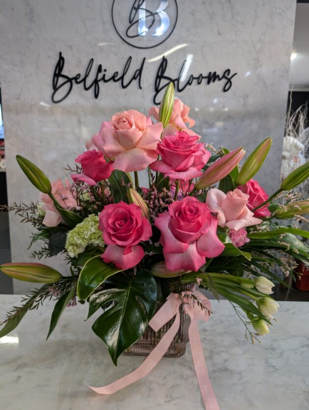 The devil Wears prada- Pink vase arrangement