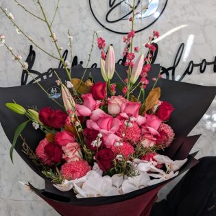 Big Graduation Bouquet