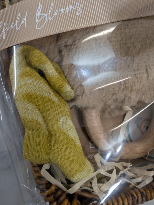 Baby Hamper Neutral - Image 4